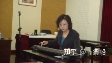 邵阳市古琴演奏家（戴晓莲）的演奏特点与风格